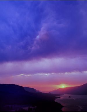 Ike Leahy Ike Leahy photo of sunset. Now in his 80s, Ike’s passion for photography remains as strong as ever, proving that the art of capturing moments is a lifelong pursuit.